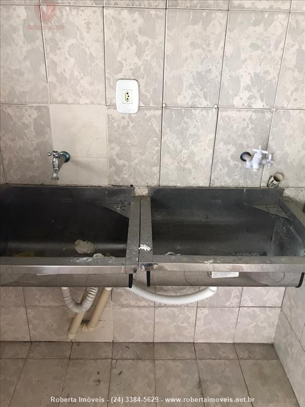 Casa para Venda ou Alugar no Paraíso em Resende