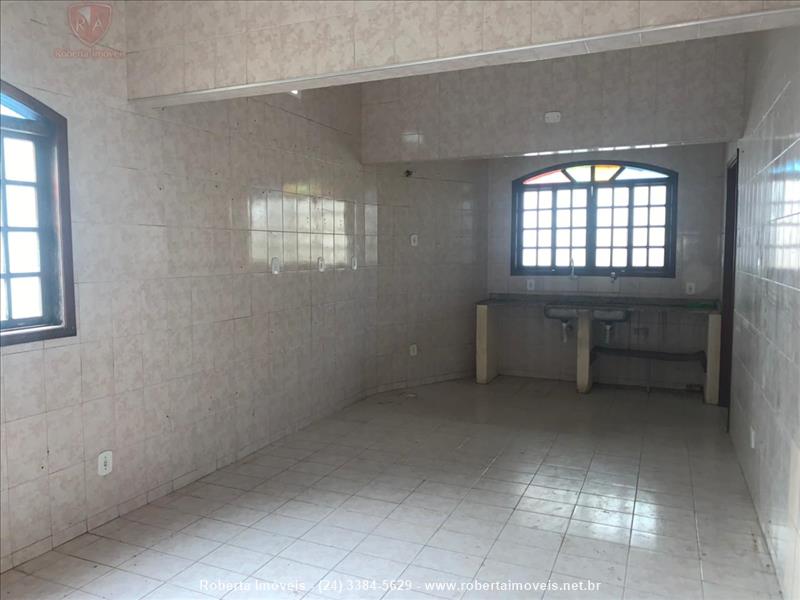 Casa para Venda ou Alugar no Paraíso em Resende