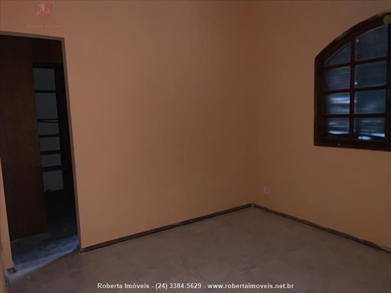 Casa para Venda ou Alugar no Paraíso em Resende