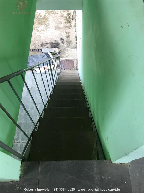Casa para Venda ou Alugar no Paraíso em Resende