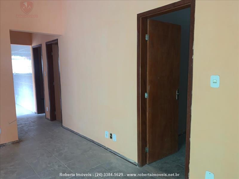 Casa para Venda ou Alugar no Paraíso em Resende