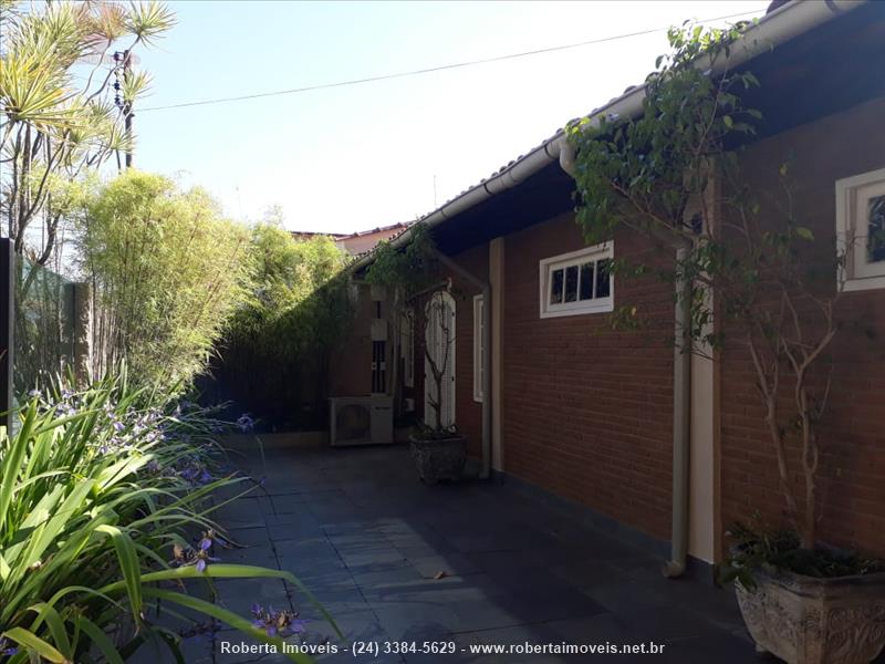 Casa a Venda no Morada da Colina I em Resende