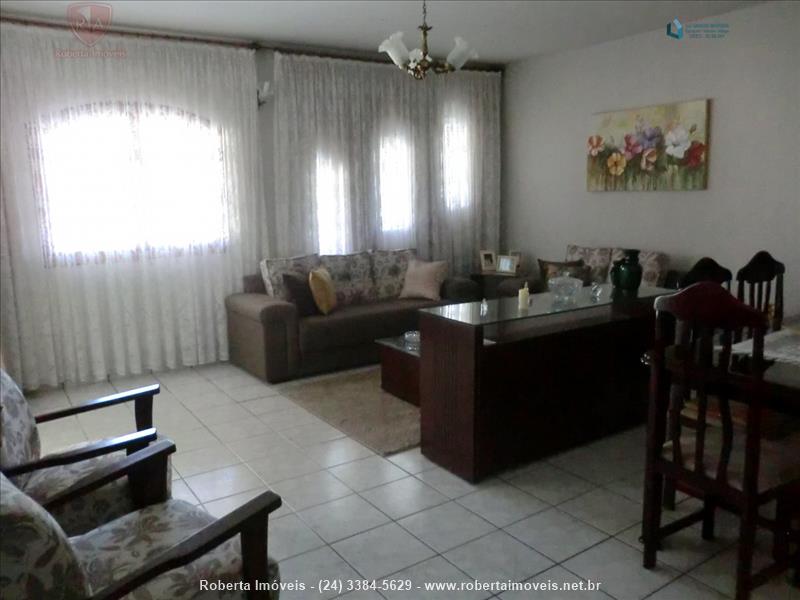Casa a Venda no Morada da Colina II em Resende