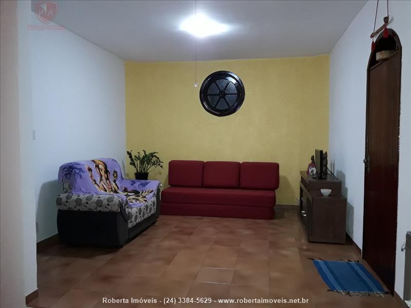 Casa a Venda no Vila Hulda Rocha em Resende
