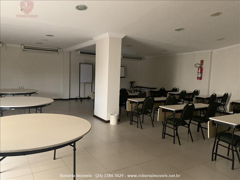 Espaço Comercial para Alugar no Montese em Resende