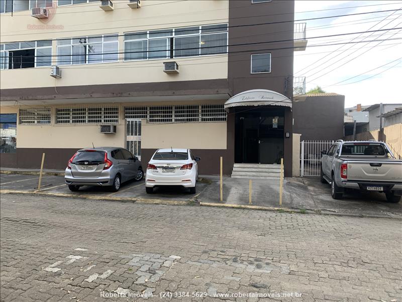 Sala Comercial a Venda no Centro em Resende
