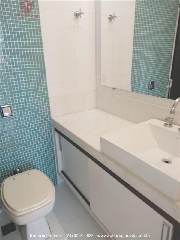 Apartamento a Venda no Comercial em Resende