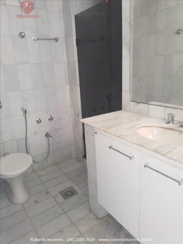 Apartamento a Venda no Comercial em Resende