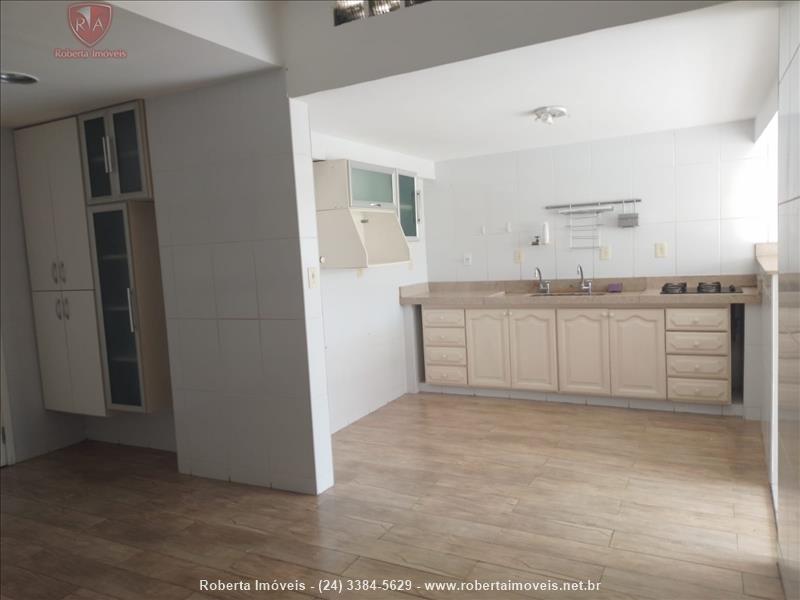 Apartamento a Venda no Comercial em Resende