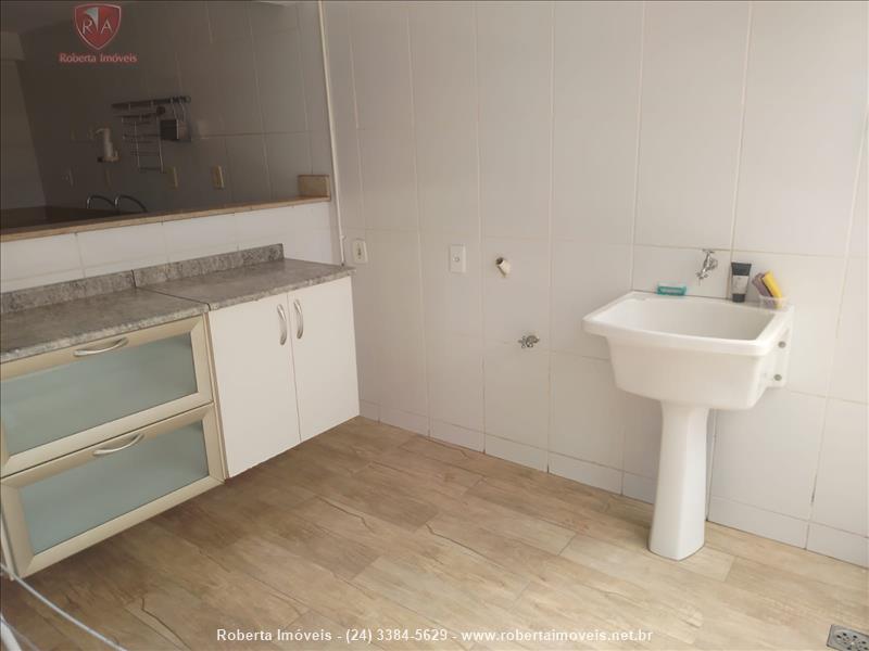 Apartamento a Venda no Comercial em Resende
