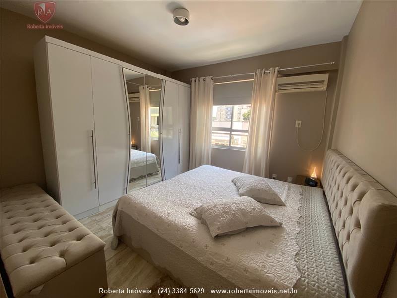 Apartamento a Venda no Comercial em Resende