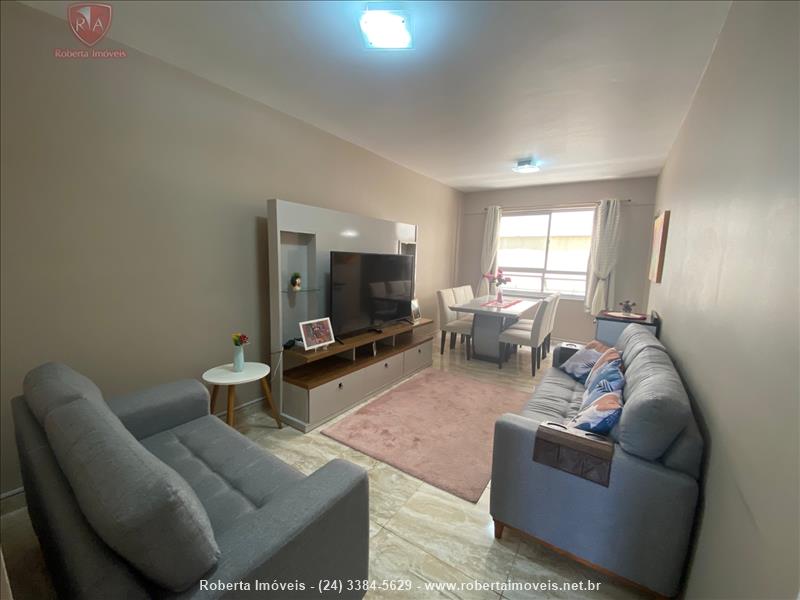 Apartamento a Venda no Comercial em Resende