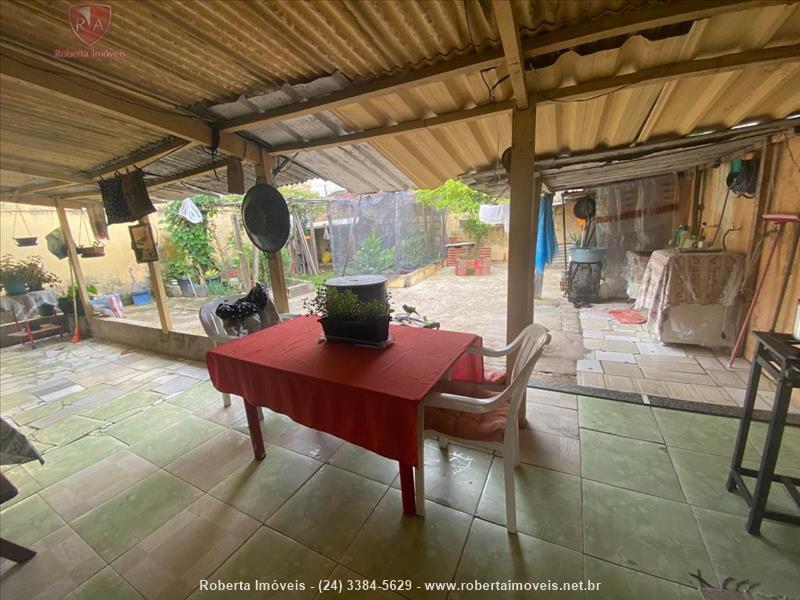 Casa a Venda no Cidade Alegria em Resende