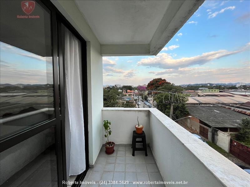 Apartamento a Venda no Comercial em Resende