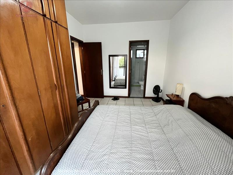 Apartamento a Venda no Comercial em Resende
