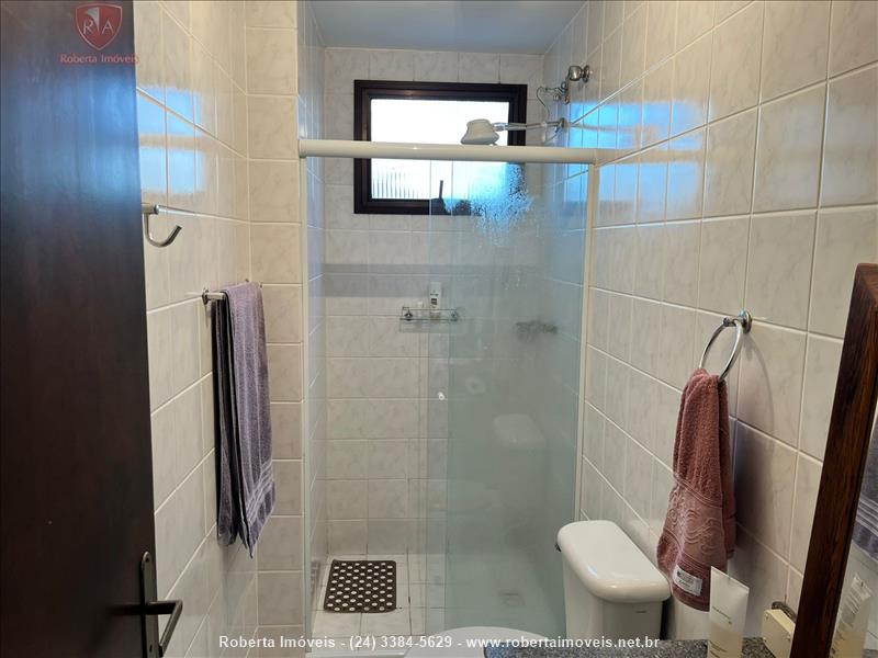 Apartamento a Venda no Comercial em Resende