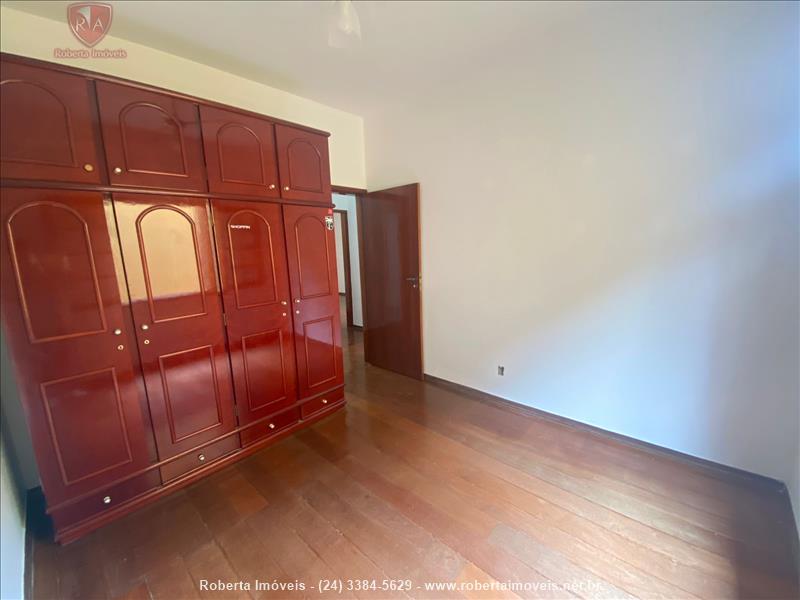 Casa para Venda ou Alugar no Ipiranga I ( Parque Ipiranga I ) em Resende