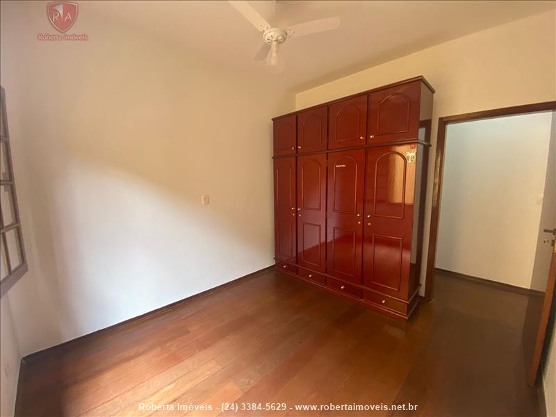 Casa para Venda ou Alugar no Ipiranga I ( Parque Ipiranga I ) em Resende