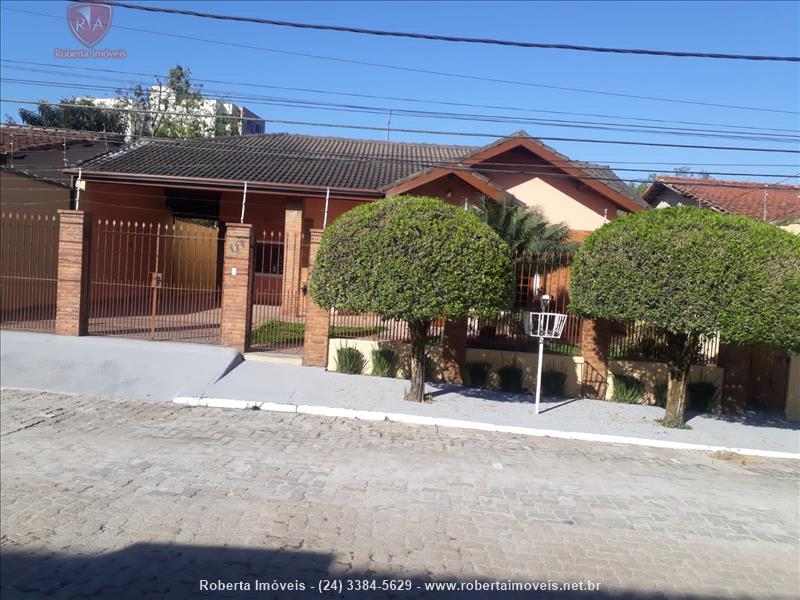 Casa para Venda ou Alugar no Ipiranga I ( Parque Ipiranga I ) em Resende