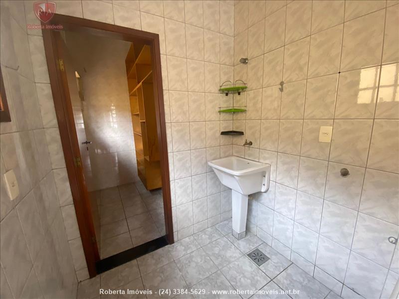 Casa para Venda ou Alugar no Ipiranga I ( Parque Ipiranga I ) em Resende