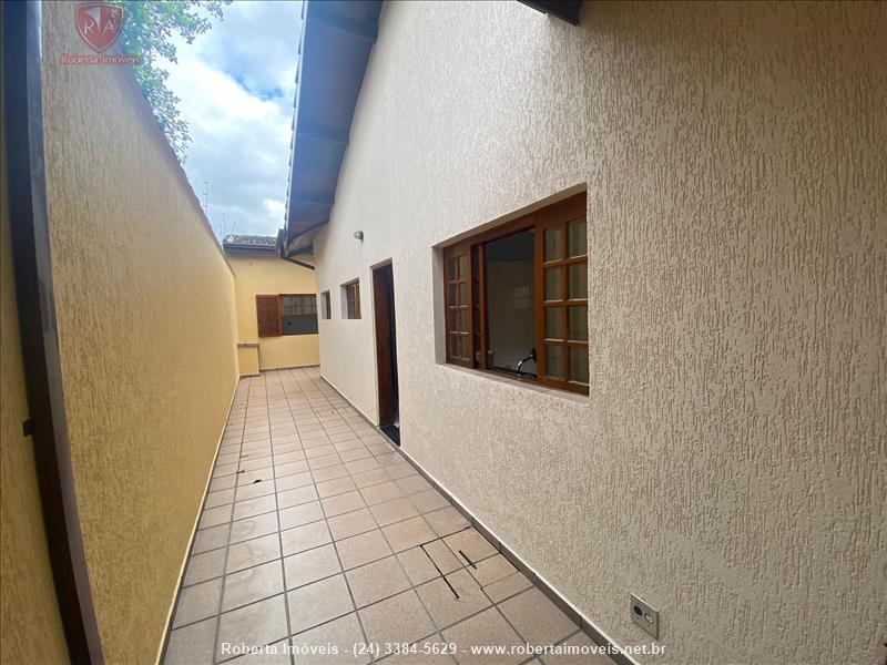 Casa para Venda ou Alugar no Ipiranga I ( Parque Ipiranga I ) em Resende