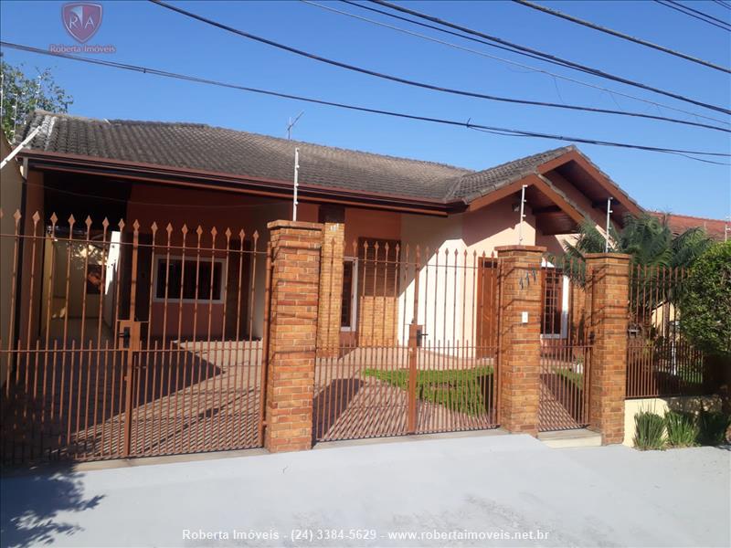 Casa para Venda ou Alugar no Ipiranga I ( Parque Ipiranga I ) em Resende