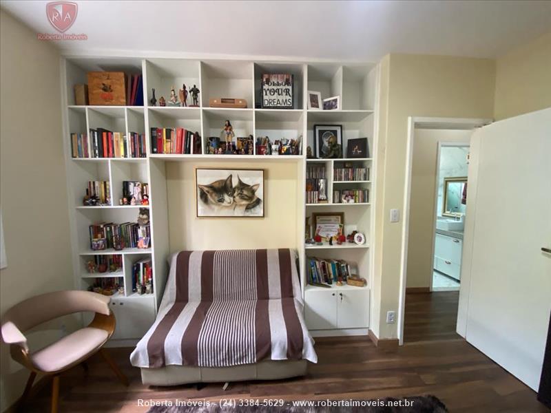 Casa a Venda no Jardim das Rosas em Penedo (Itatiaia)