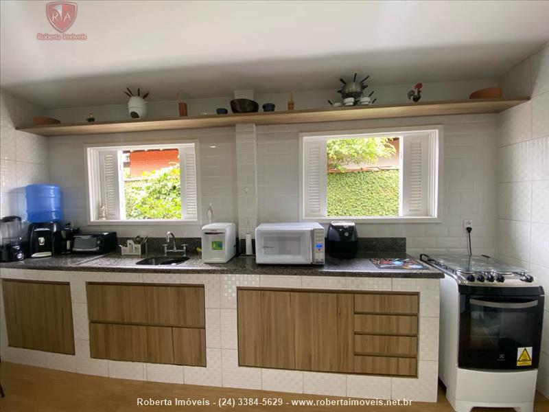 Casa a Venda no Jardim das Rosas em Penedo (Itatiaia)