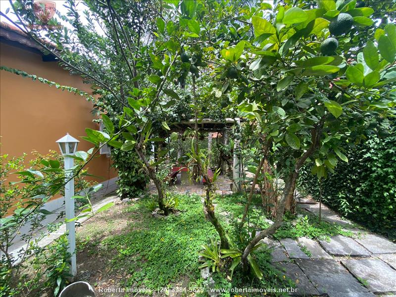 Casa a Venda no Jardim das Rosas em Penedo (Itatiaia)