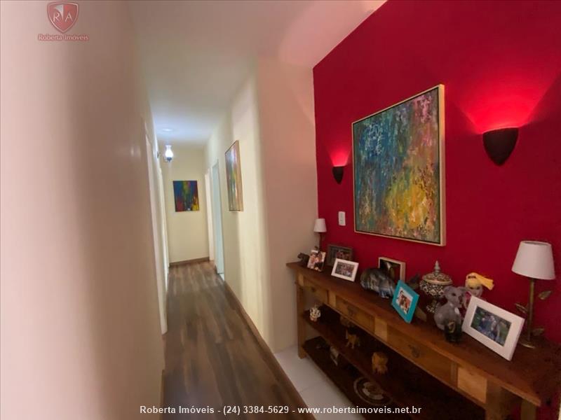 Casa a Venda no Jardim das Rosas em Penedo (Itatiaia)