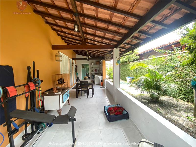 Casa a Venda no Jardim das Rosas em Penedo (Itatiaia)