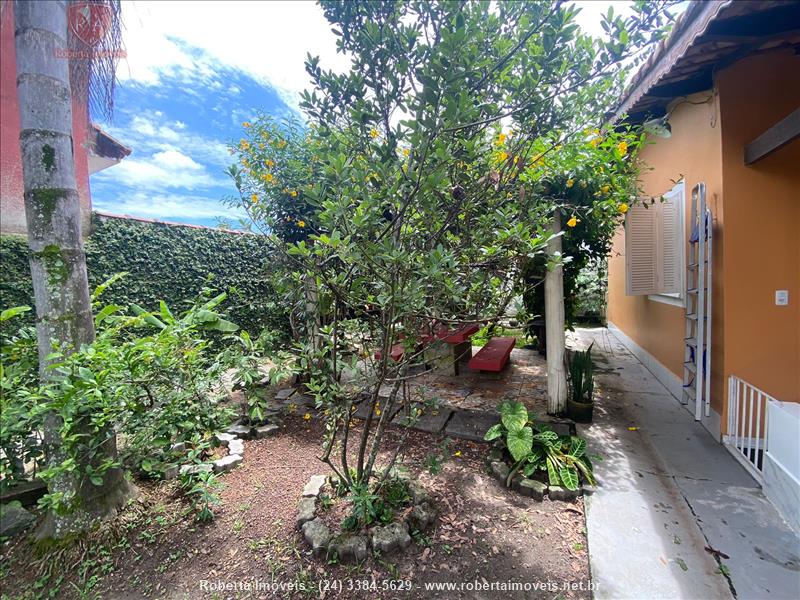 Casa a Venda no Jardim das Rosas em Penedo (Itatiaia)