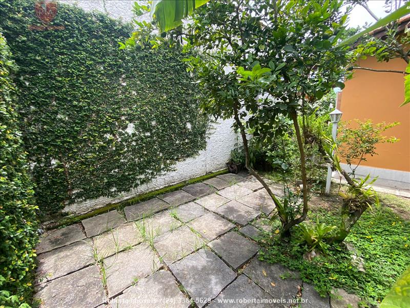 Casa a Venda no Jardim das Rosas em Penedo (Itatiaia)