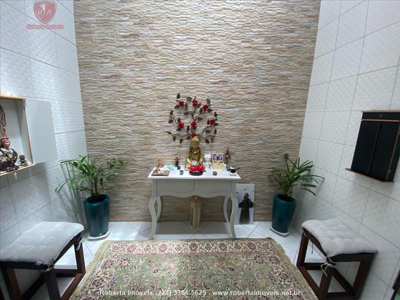 Casa a Venda no Jardim das Rosas em Penedo (Itatiaia)