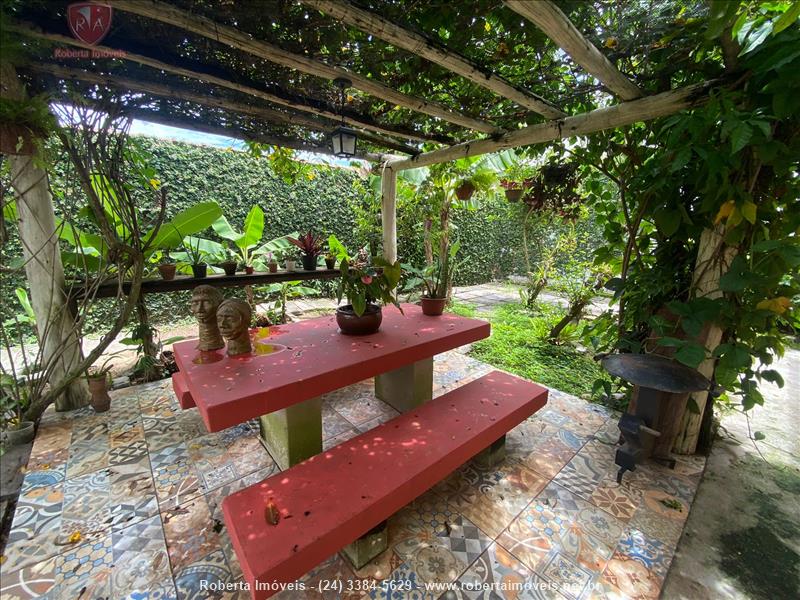 Casa a Venda no Jardim das Rosas em Penedo (Itatiaia)