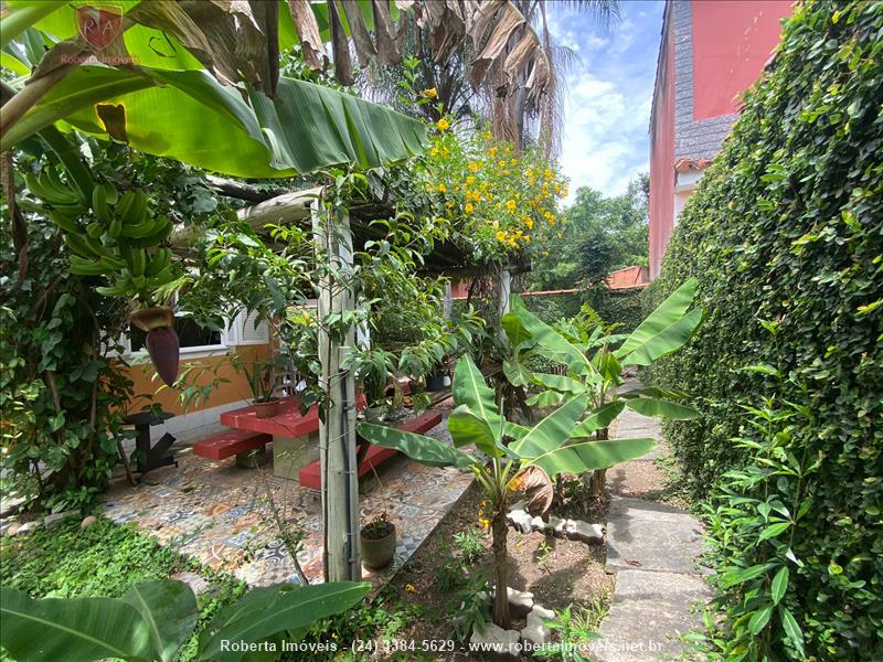 Casa a Venda no Jardim das Rosas em Penedo (Itatiaia)