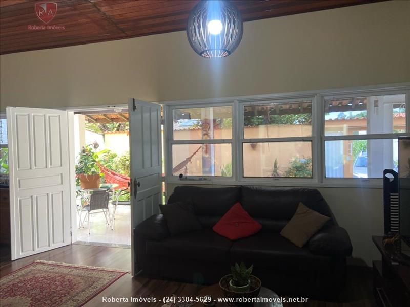 Casa a Venda no Jardim das Rosas em Penedo (Itatiaia)