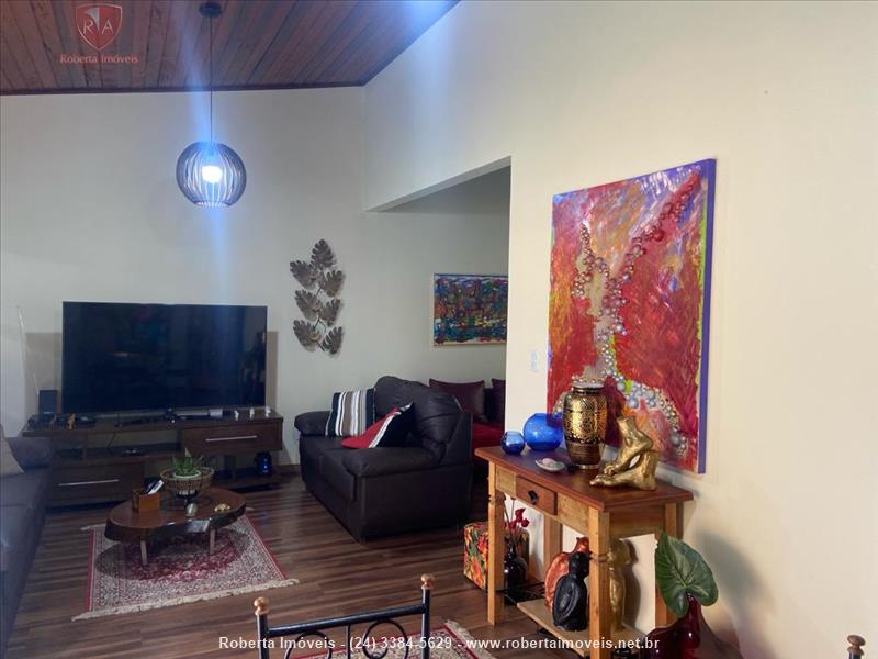 Casa a Venda no Jardim das Rosas em Penedo (Itatiaia)