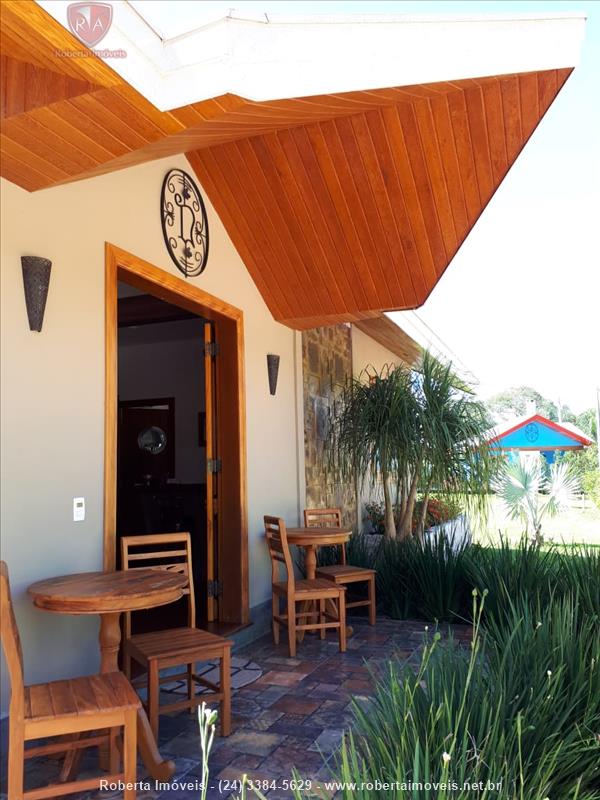 Casa a Venda no Centro em Resende