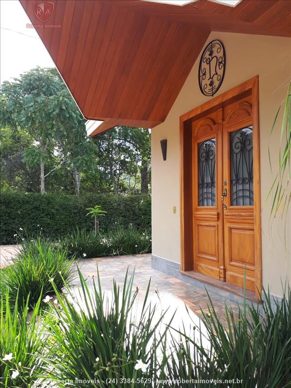 Casa a Venda no Centro em Resende