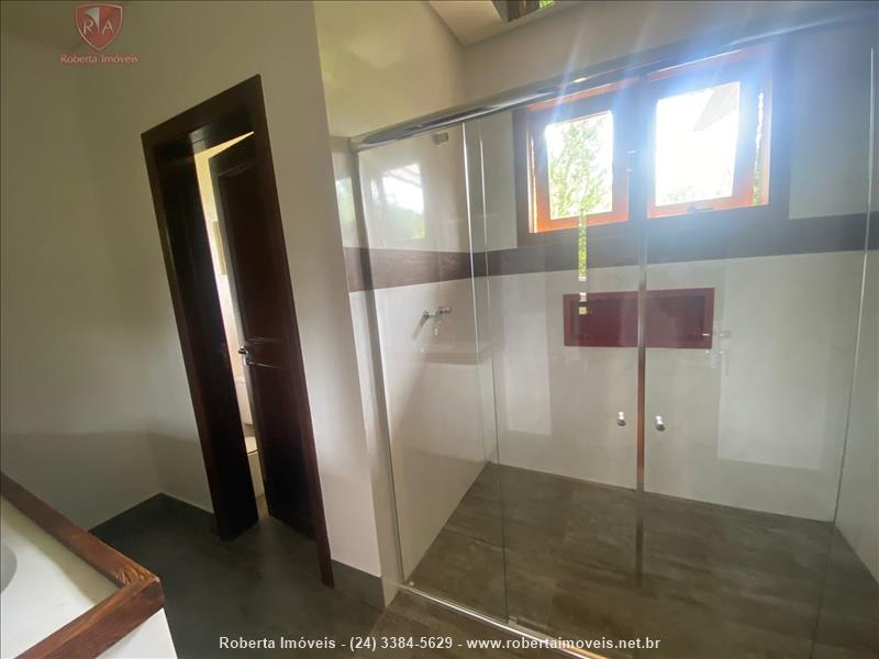 Casa a Venda no Centro em Resende