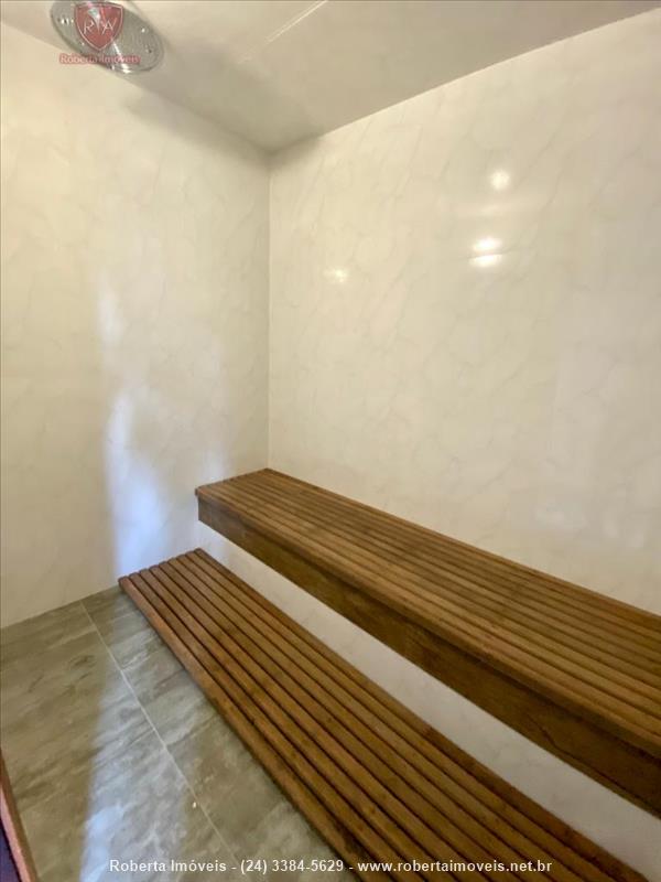 Casa a Venda no Centro em Resende