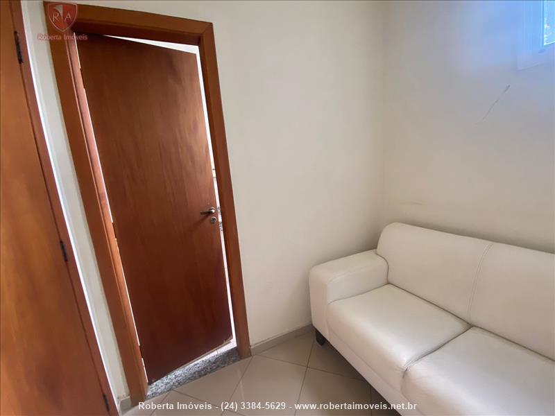 Sala Comercial para Venda ou Alugar no Jardim Jalisco em Resende