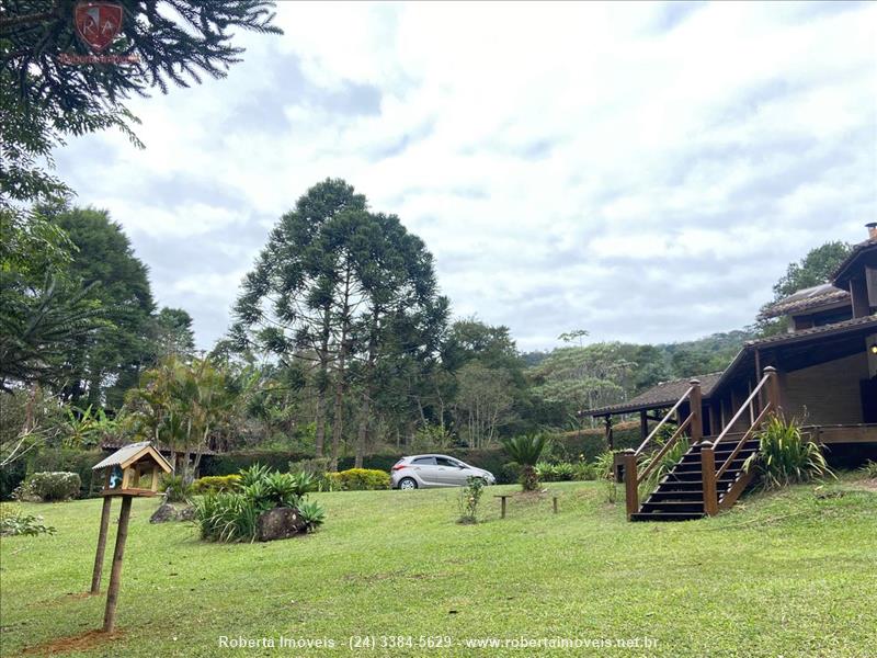 Casa a Venda no Jardim Itatiaia em Itatiaia