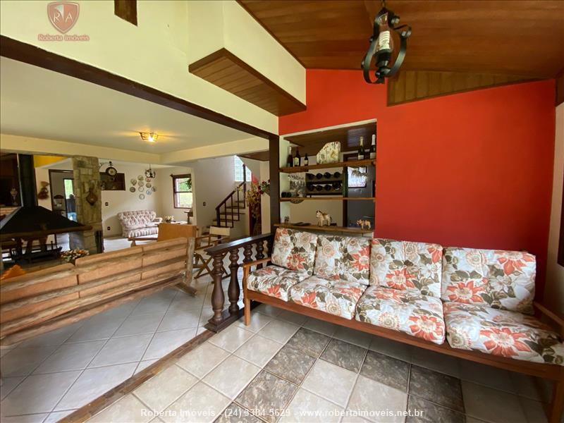 Casa a Venda no Jardim Itatiaia em Itatiaia