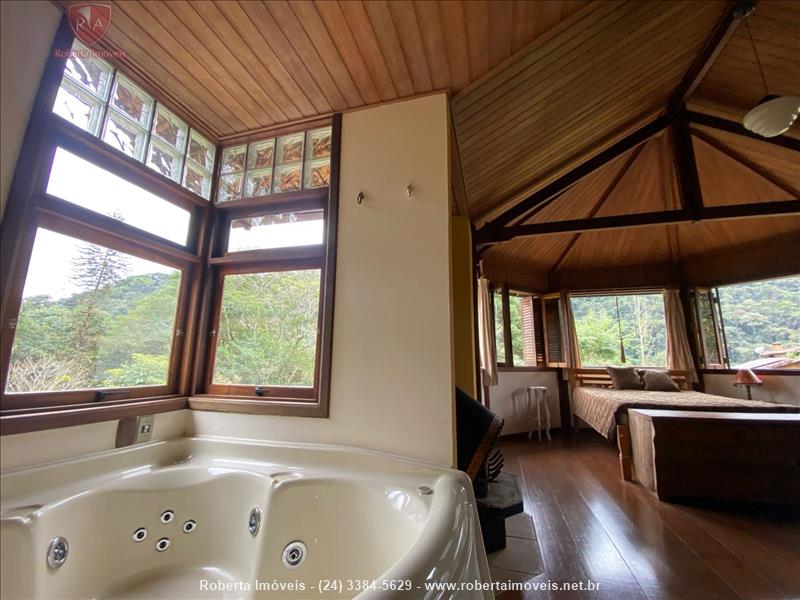 Casa a Venda no Jardim Itatiaia em Itatiaia