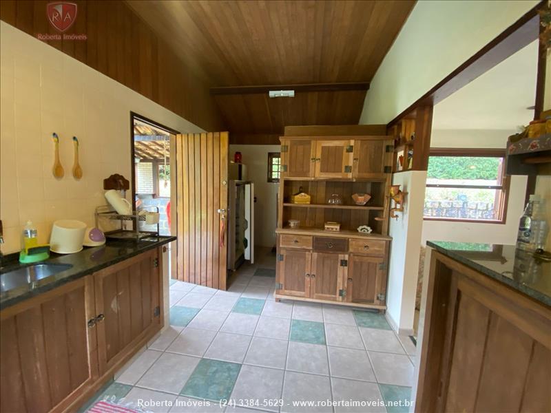 Casa a Venda no Jardim Itatiaia em Itatiaia