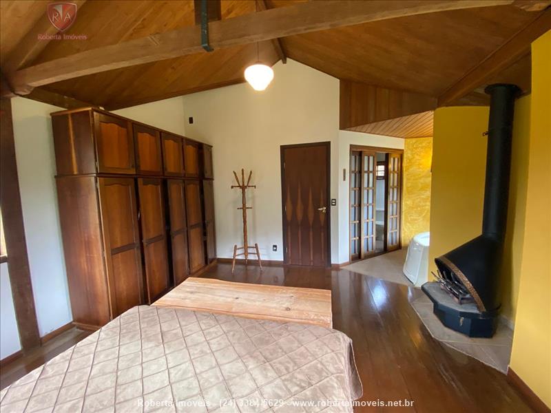 Casa a Venda no Jardim Itatiaia em Itatiaia