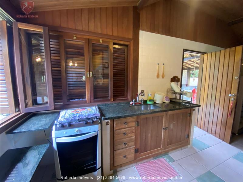 Casa a Venda no Jardim Itatiaia em Itatiaia