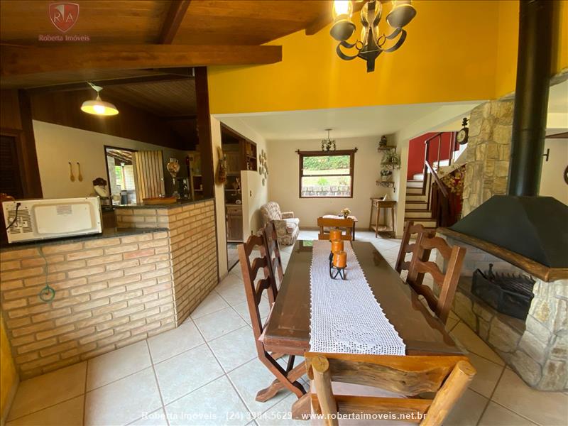 Casa a Venda no Jardim Itatiaia em Itatiaia